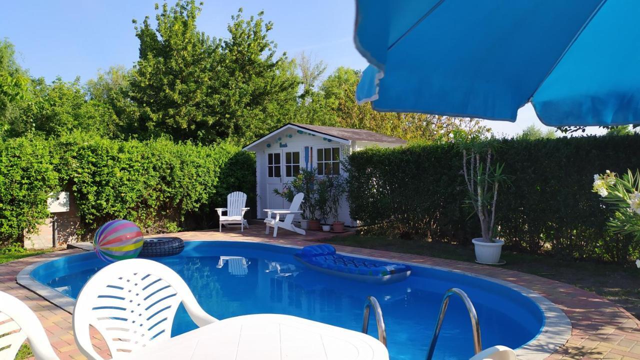 Leander Apartman Balatonlelle Exterior photo